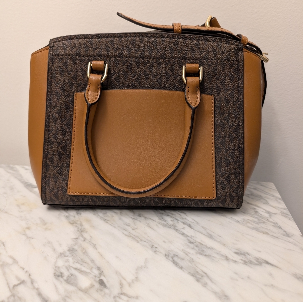 Michael Kors Light and Dark Brown Women's Bag - Picture 4 of 9